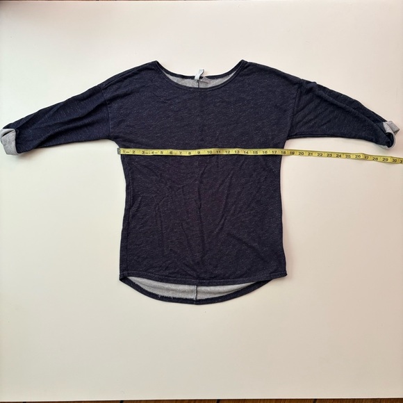 H&M Blue 3/4 Sleeve Relaxed Fit Tee - Picture 10 of 10